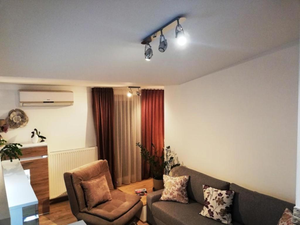 Apartamento Galéria šťastie Senec Exterior foto