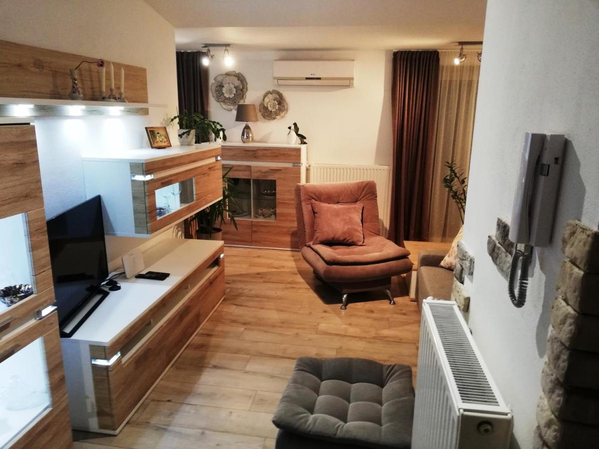 Apartamento Galéria šťastie Senec Exterior foto